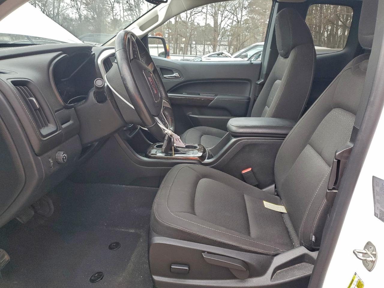 GMC Canyon Elevation Image 7