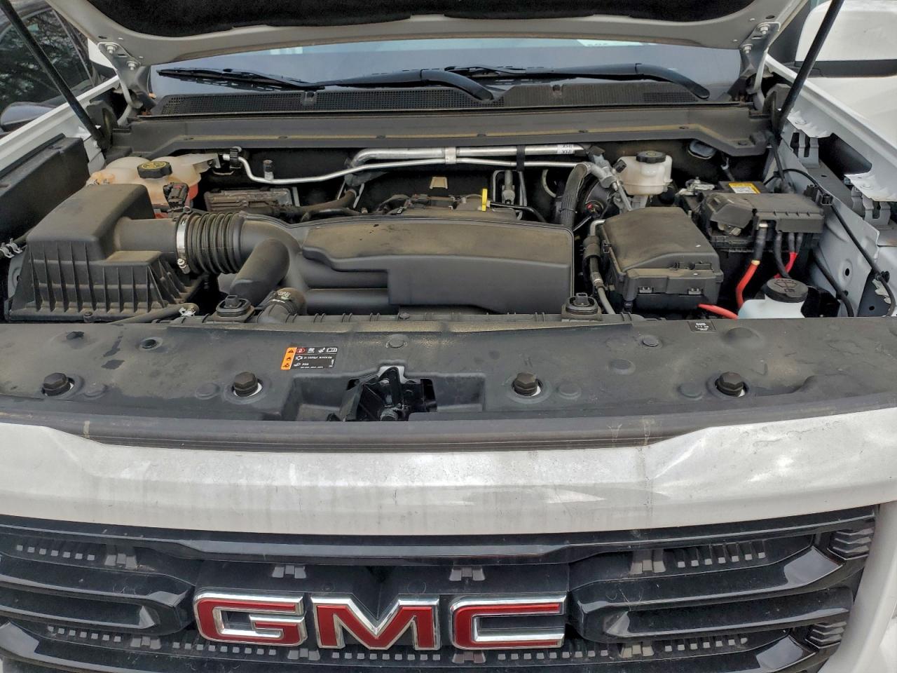 GMC Canyon Elevation Image 9