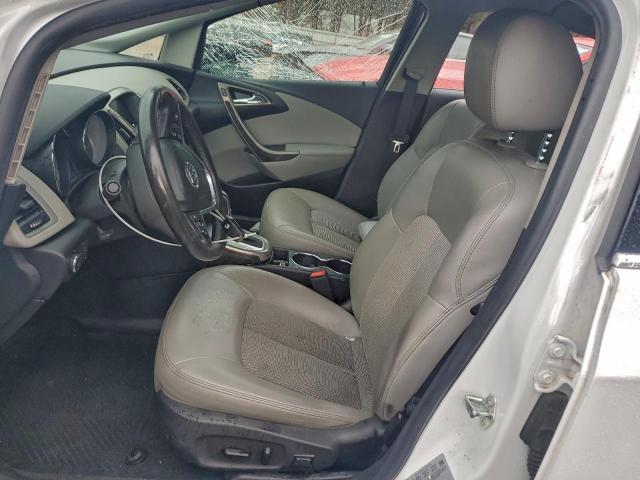 Buick Verano Sport Touring Image 10