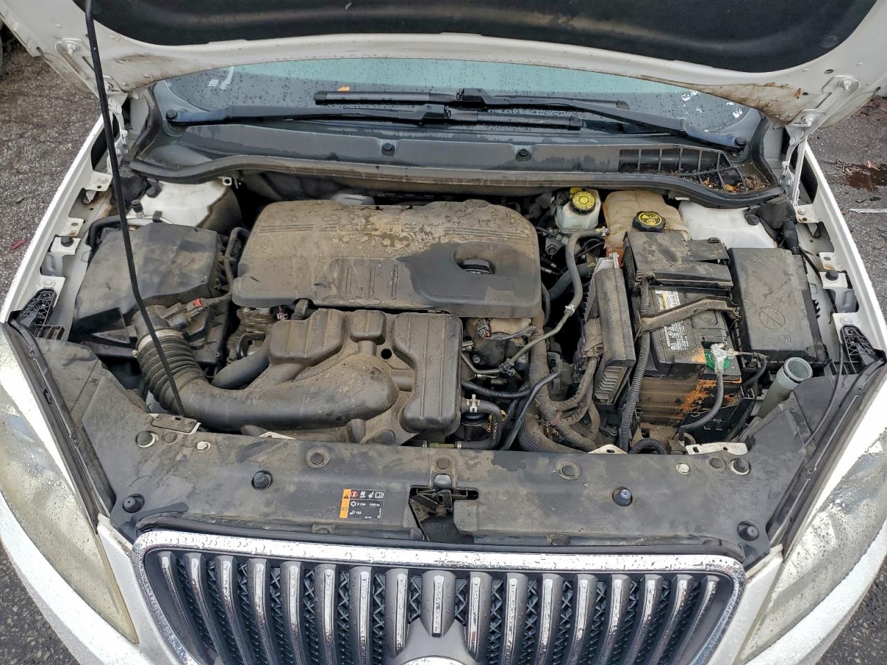 Buick Verano Sport Touring Image 8